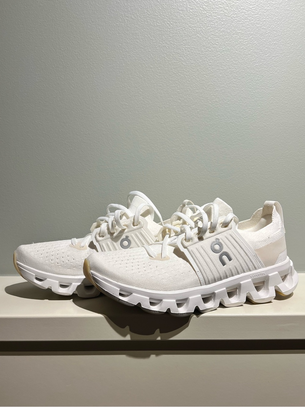 On Running White Cloudswift Women's Sneakers